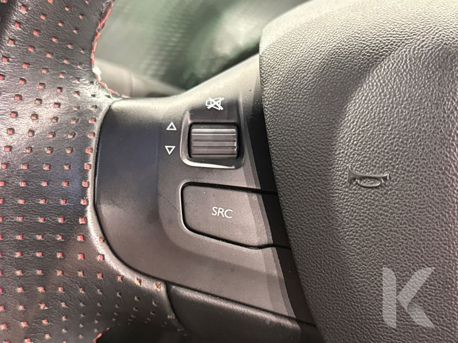 2019 Peugeot 2008 GT LINE - HALF LEATHER - FACTORY ALLOYS - CRUISE CONTROL - REAR CAMERA €15,950