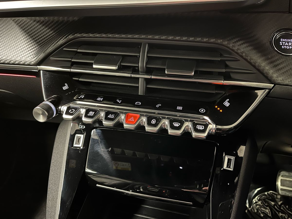 2023 Peugeot 2008 - image 7