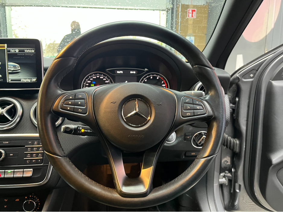 2016 Mercedes-Benz A Class - image 8