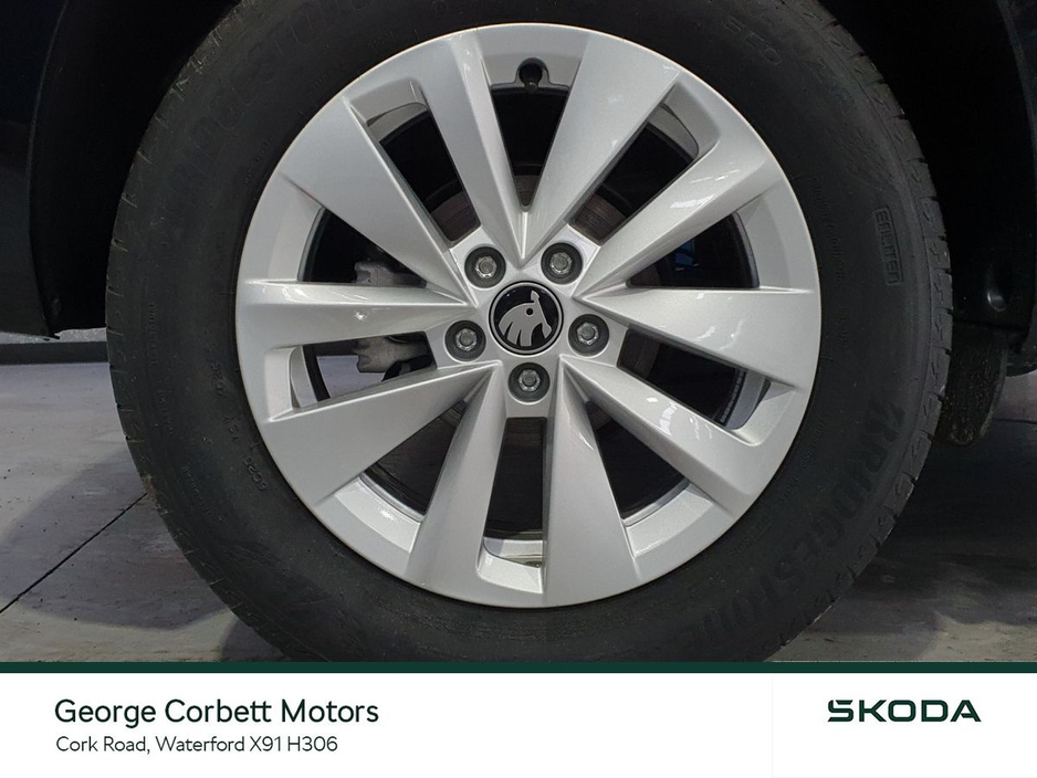 2026 Skoda Kamiq Selection 1.0TSi 95HP - Order for Immediate delivery 261 €34,330