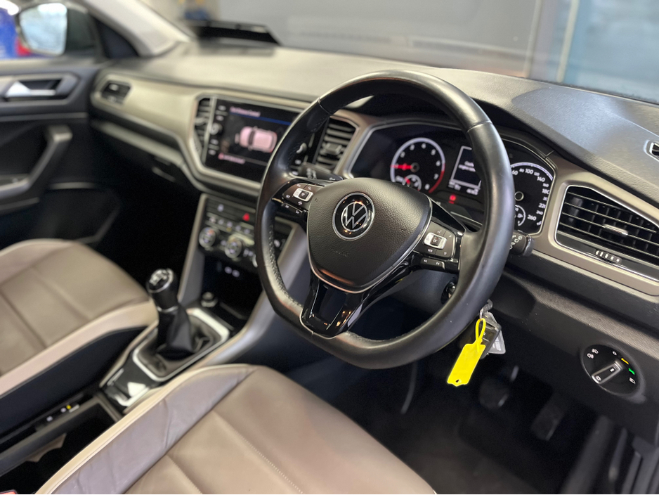 2022 Volkswagen T-Roc DESIGN SPORT 1.0 TSI 110HP €19,900