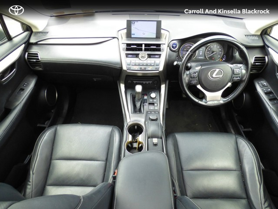 2016 Lexus NX 300 h - image 8