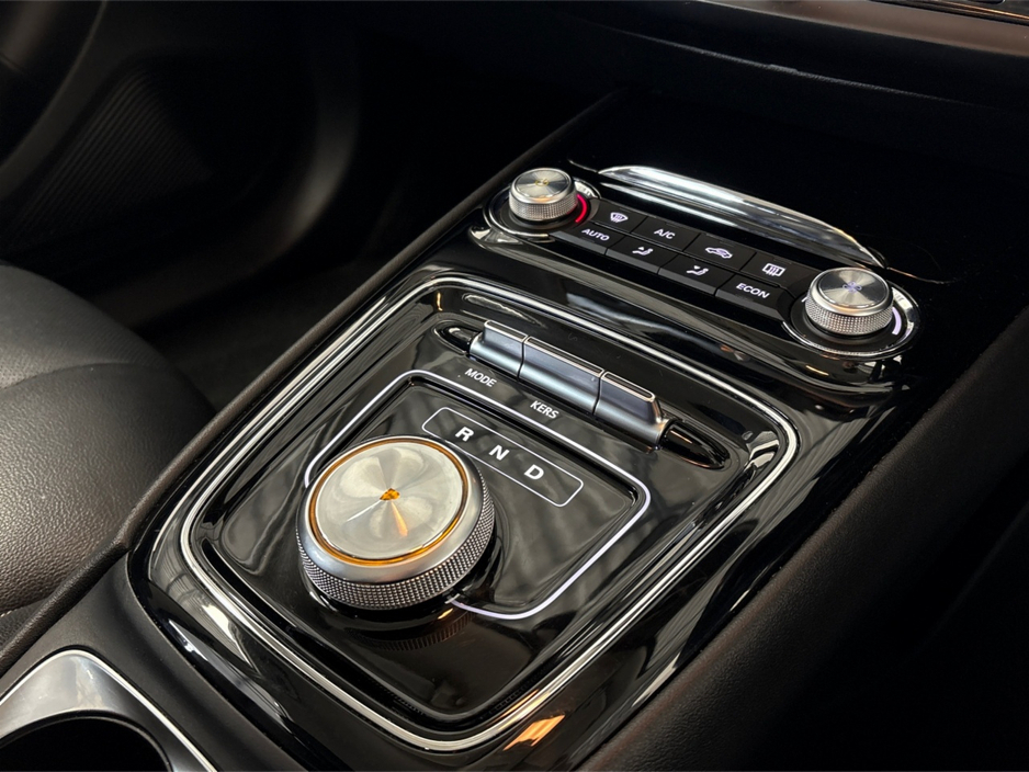 2022 MG 5 EXCLUSIVE**HEATED LEATHER SEATS**SEMI DIGITAL DASH**TOUCHSCREEN INFOTAINMENT**APPLE CAR PLAY**MULTIFUNCTIONAL STEERING WHEEL**CRUISE CONTROL**REVERSE CAMERA**PARKING SENSORS**KEYLESS START**ISOFIX** €18,995