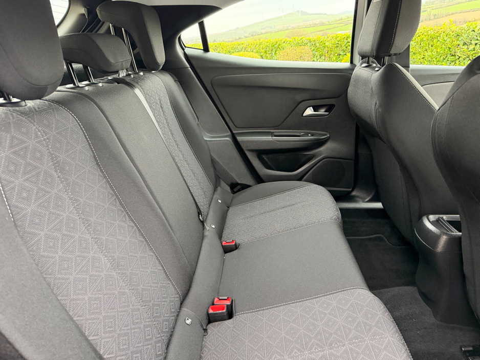 2024 Opel Mokka - image 14