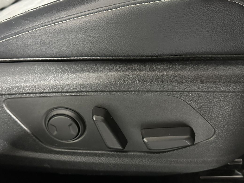 2023 Kia Sportage - image 19