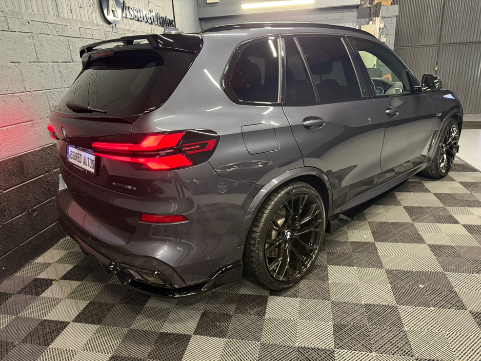 2022 BMW X5 xDrive45e M Sport €52,900