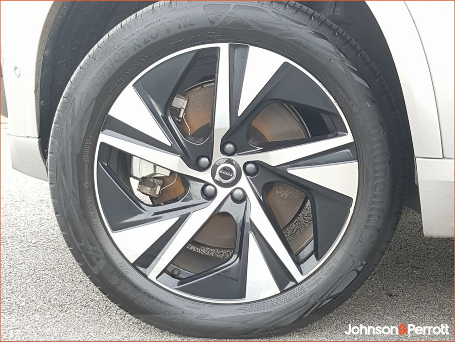 2025 Volvo XC90 T8 455bhp PHEV AWD Plus Dark (Three Year Volvo Selekt Warranty + Two Year Volvo Service Plan) €91,900