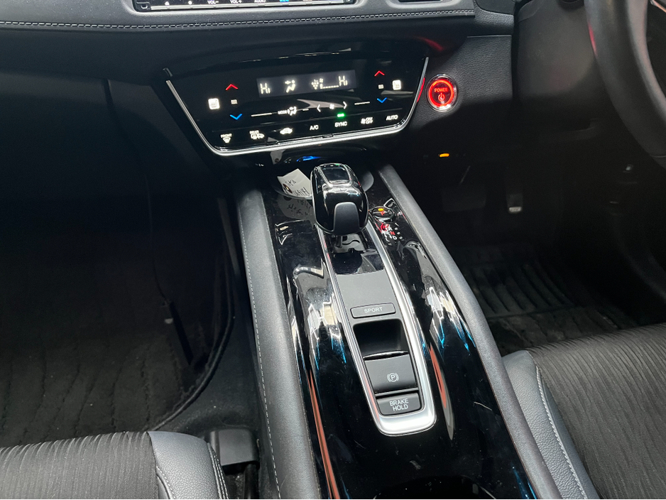 2020 Honda Vezel - image 16