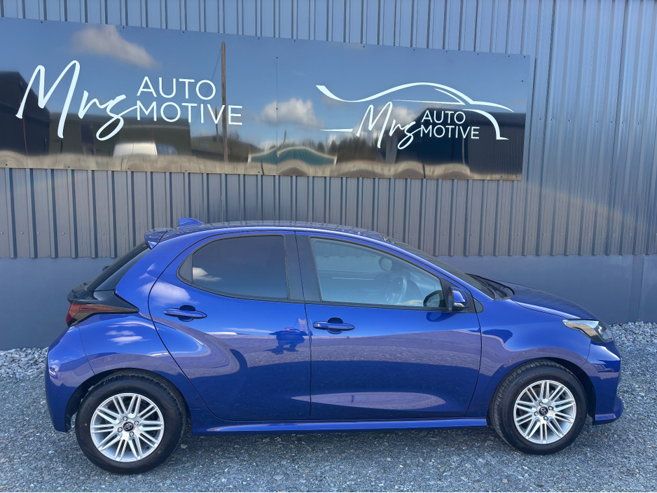 2020 Toyota Yaris - image 4