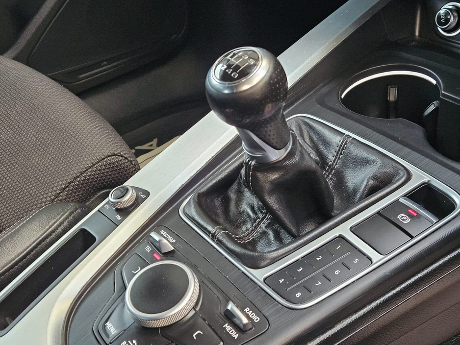 2017 Audi A4 - image 17