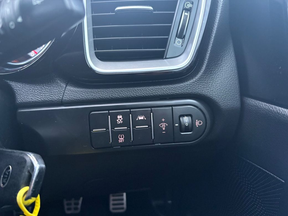 2021 Kia Ceed 1.0 GT Line MY20 5DR, *WARRANTY TILL 2028* Heated Steering Wheel, Touch Screen Infotainment System, Lane Departure Warning, €21,900