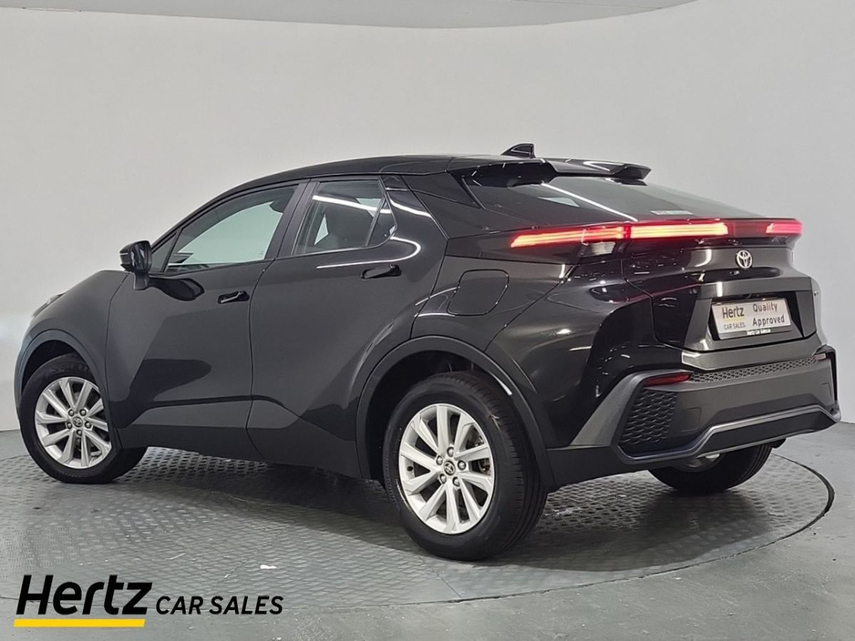 2024 Toyota C-HR - image 3
