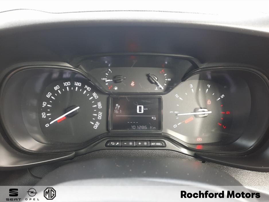 2021 Toyota Proace - image 14