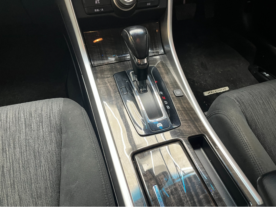 2016 Honda Accord - image 18