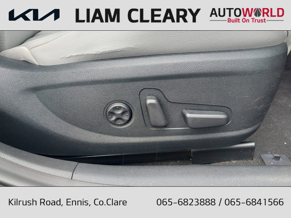 2017 Toyota Avensis 1.6 D SOL NAV 4DR