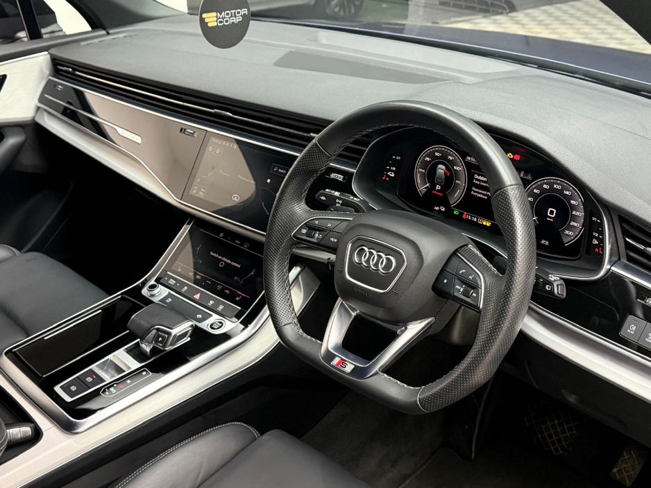 2022 Audi Q7 S LINE 55 TFSI E QUATTRO €64,990