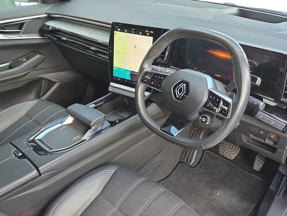 2023 Renault Austral - image 6