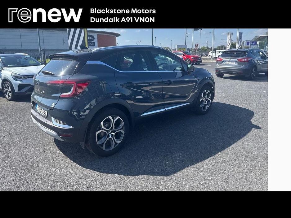 2023 Renault Captur - image 16