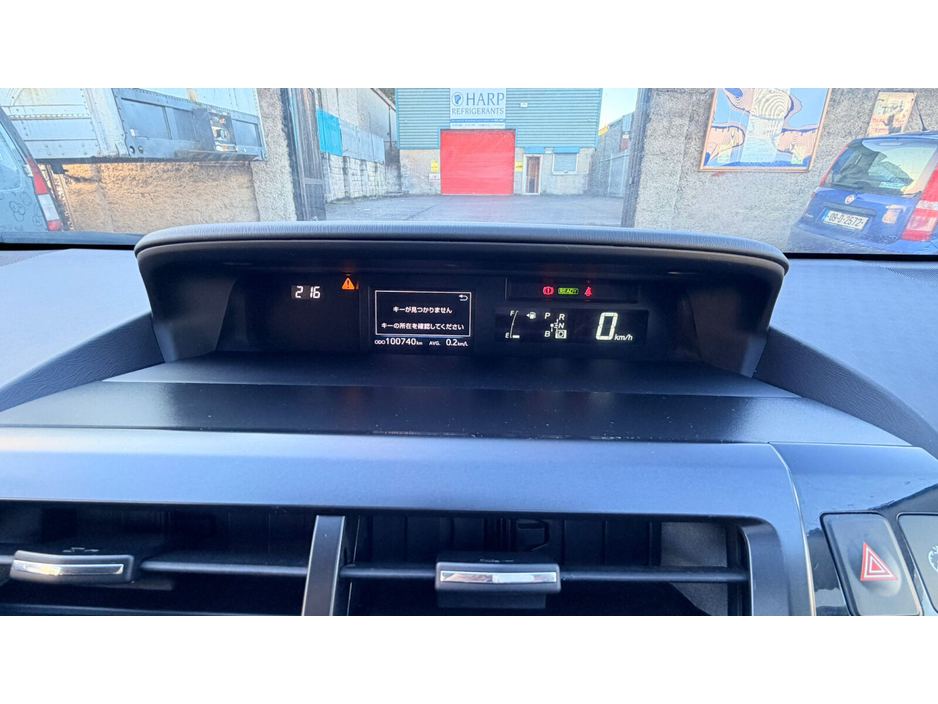 2016 Toyota Prius 1.8 Hybrid Luxury €16,300