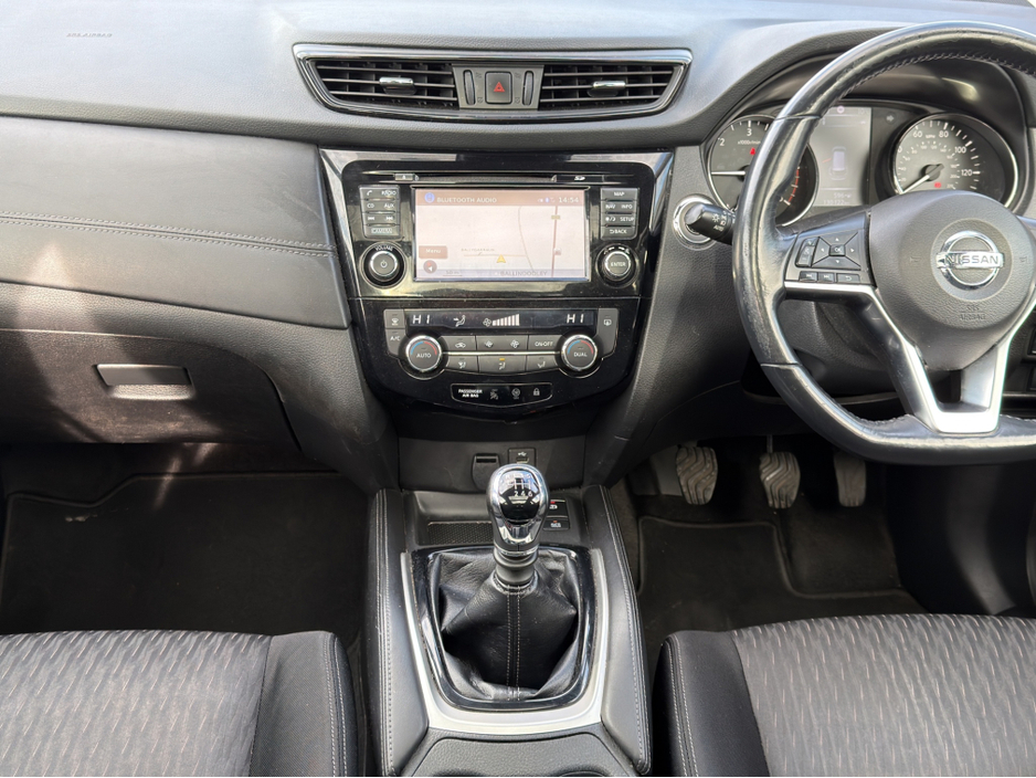 2019 Nissan X-Trail - image 12