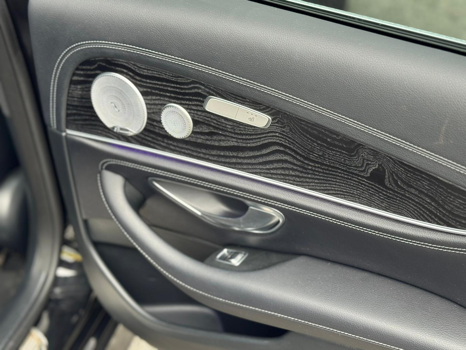 2017 Mercedes-Benz E Class - image 23