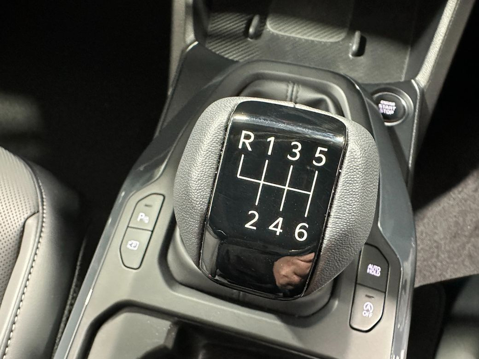 2026 Kia K4 - image 18