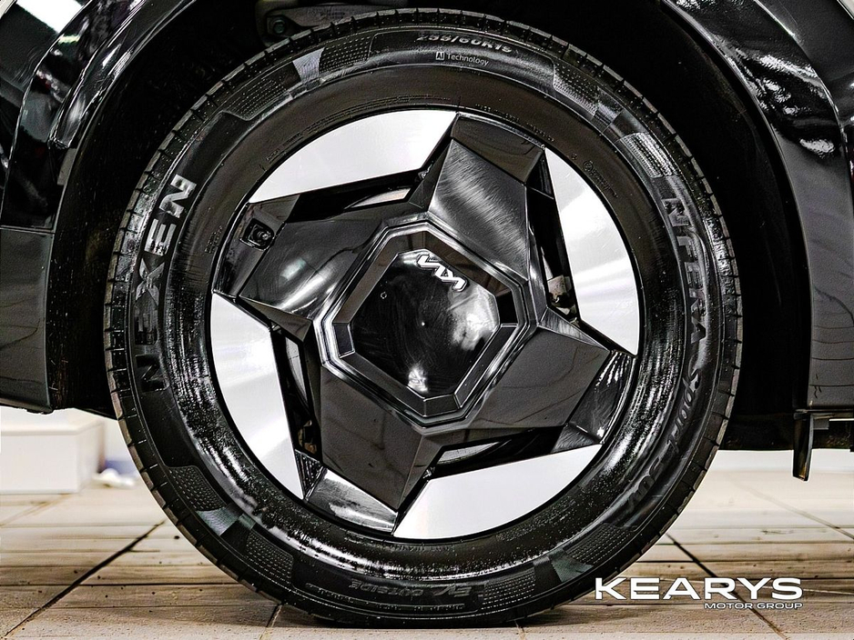 2025 Kia EV9 - image 19