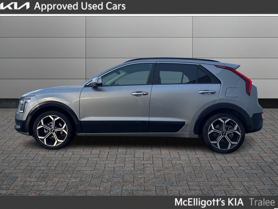 2025 Kia Niro HEV SEM €37,950