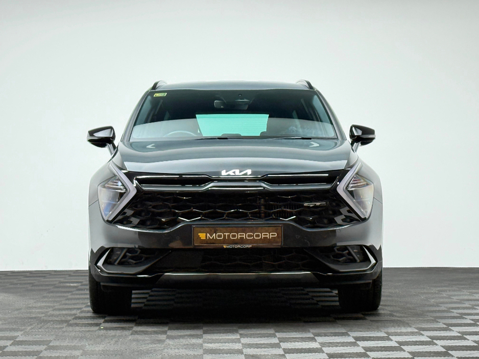 2025 Kia Sportage - image 2