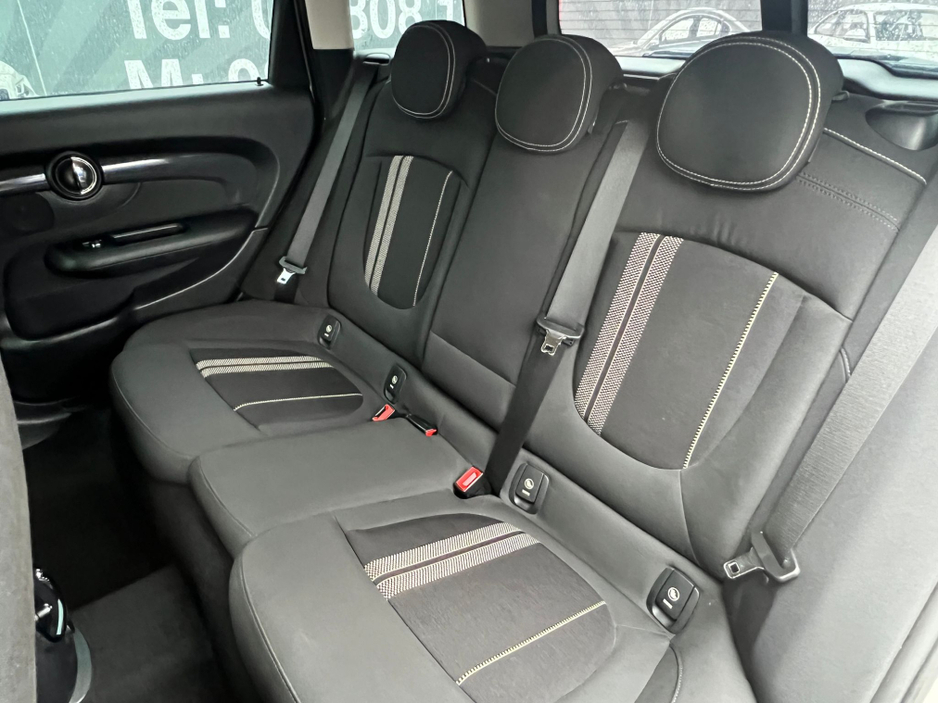 2017 MINI Clubman - image 12