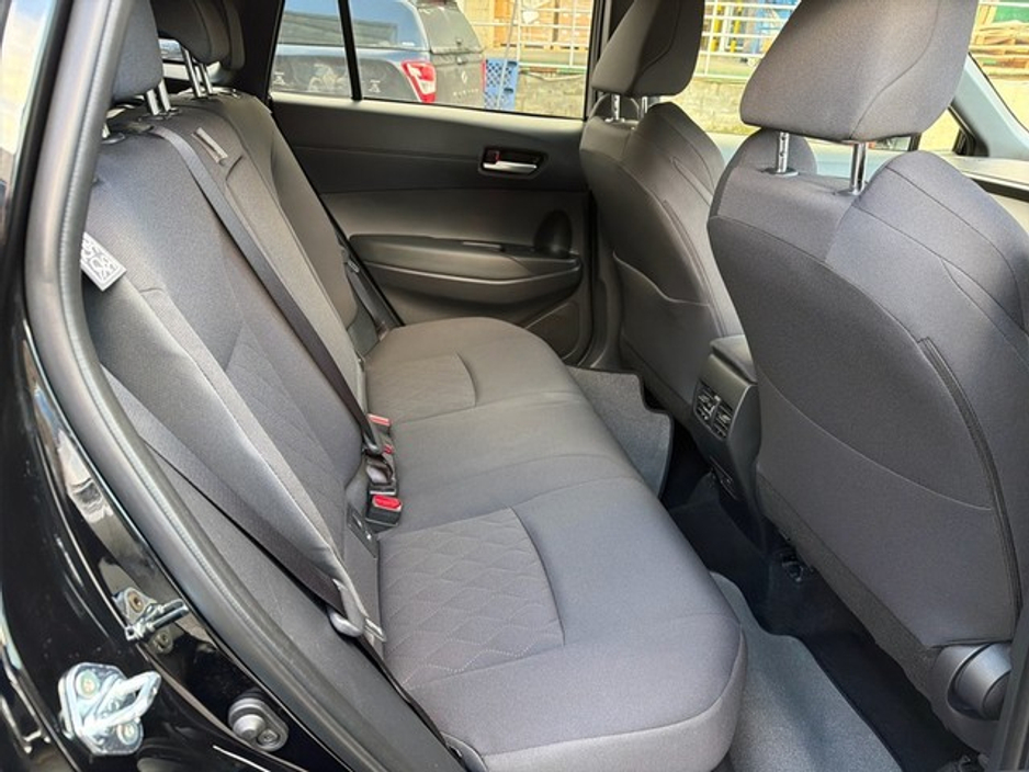 2024 Toyota Corolla Cross - image 13