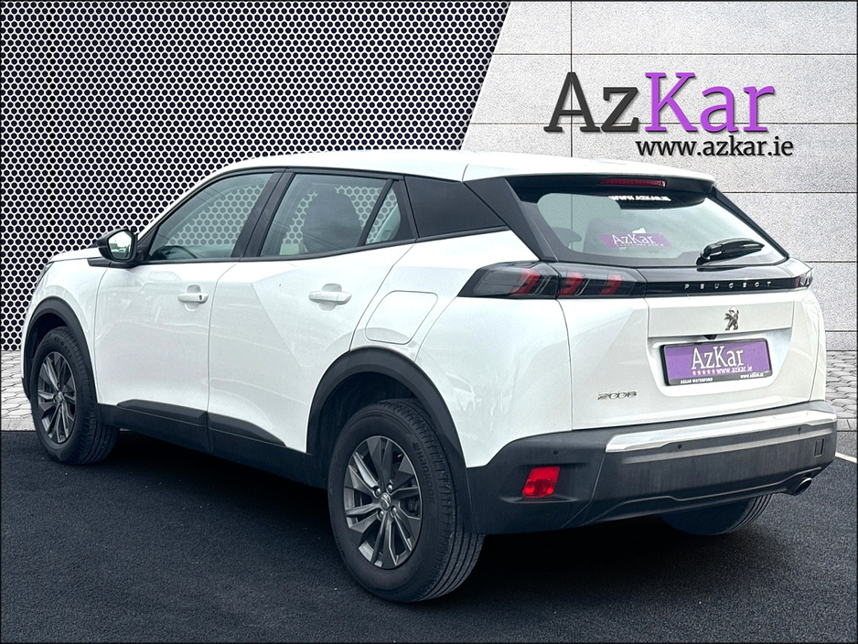 2022 Peugeot 2008 - image 7