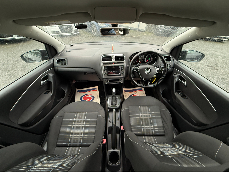 2015 Volkswagen Polo - image 9
