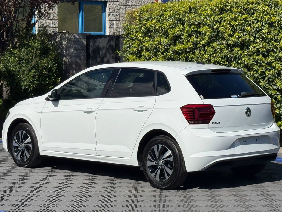 2019 Volkswagen Polo - image 5