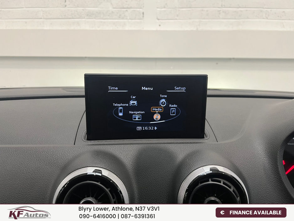 2015 Audi A3 - image 28