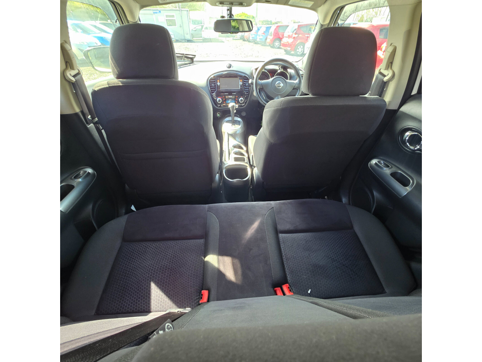 2015 Nissan Juke - image 17