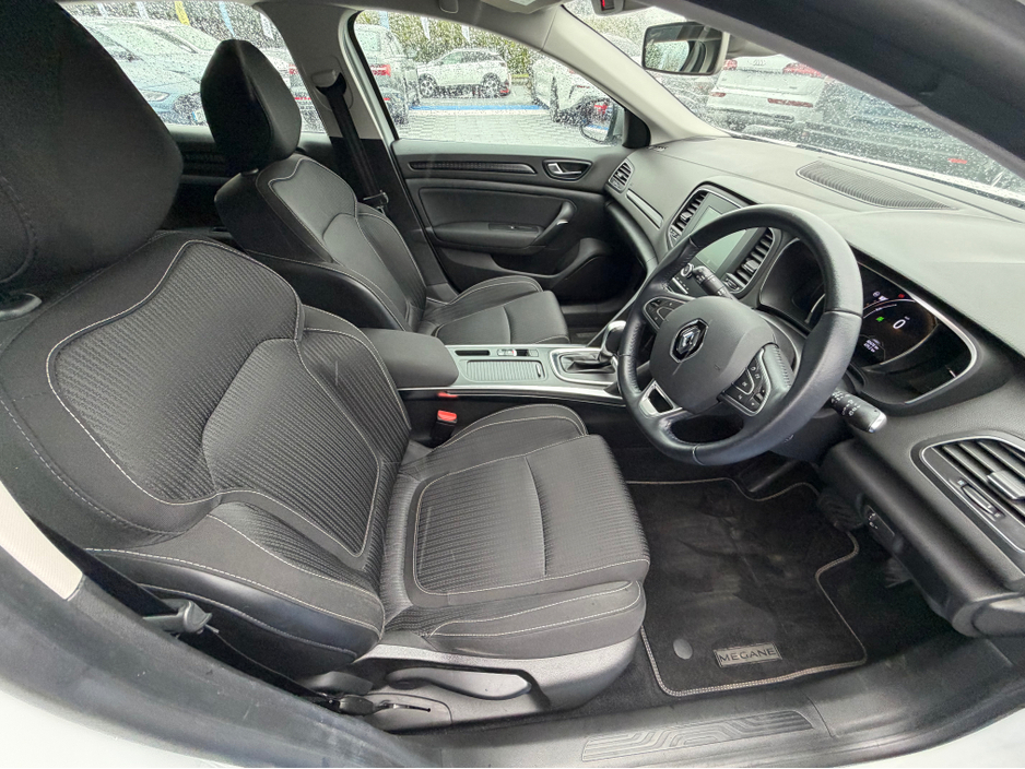 2018 Renault Megane - image 16