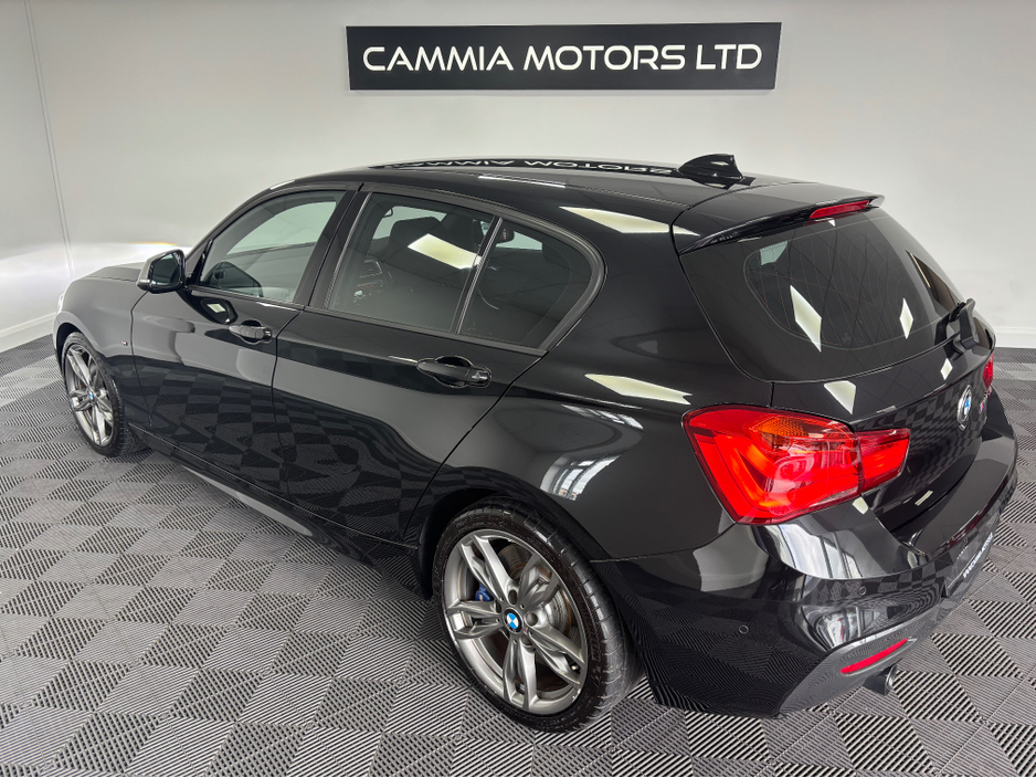 2015 BMW M1 - image 3