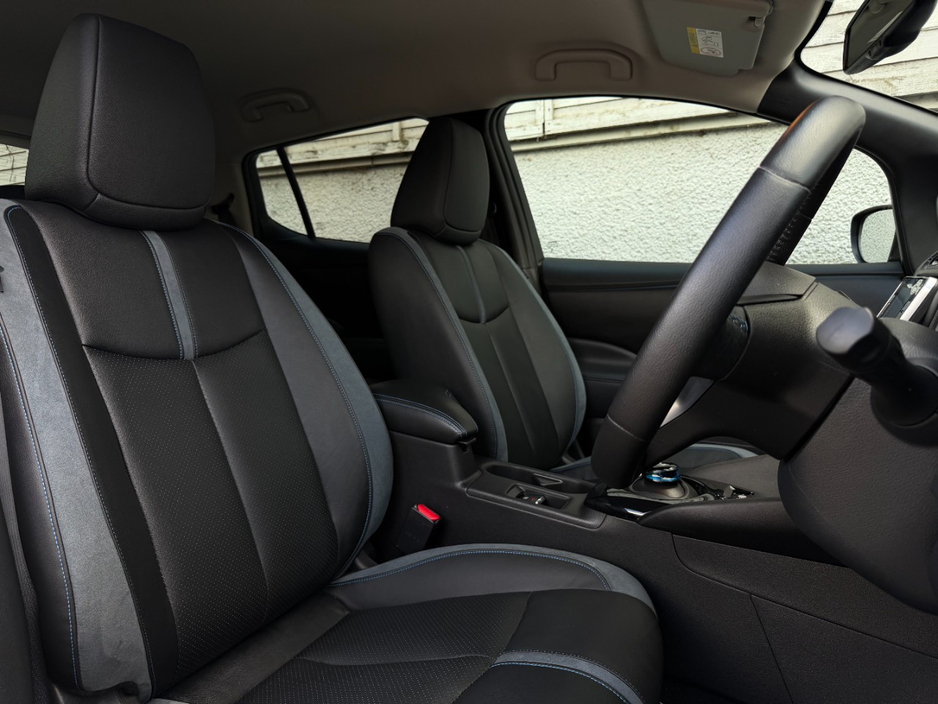 2024 Nissan Leaf - image 7