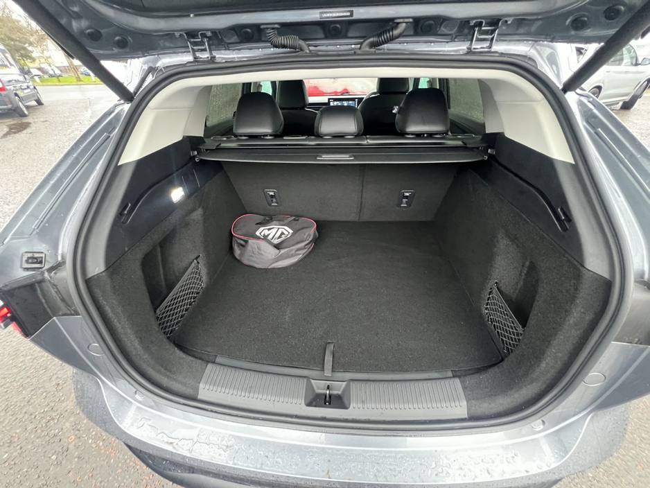 2024 MG HS Trophy €32,460