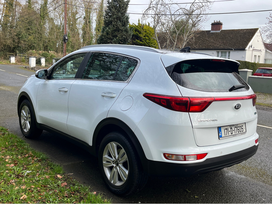 2017 Kia Sportage - image 8