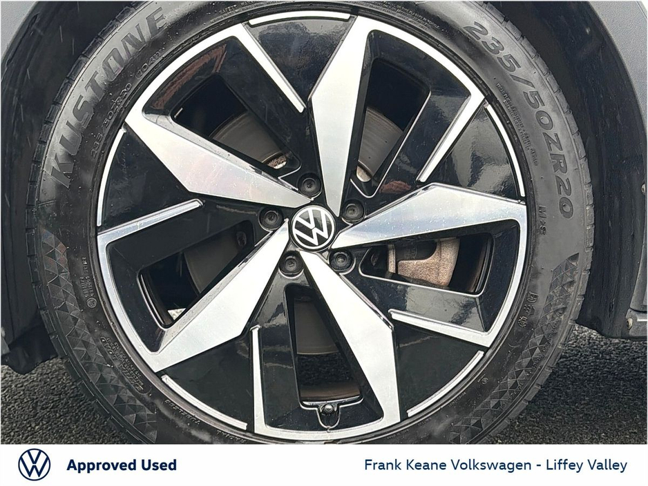 2022 Volkswagen ID.4 - image 8
