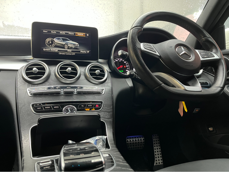 2016 Mercedes-Benz C Class €20950! 2016 MERCEDES-BENZ C220D AVANTGARDE AMG LINE 2.0 AUTOMATIC / CRUISE CONTROL / REVERSE CAMERA / ELECTRIC MEMORY & HEATED SEATS / PADDLE SHIFTERS / AMBIENT LIGHTS AND MORE €20,950