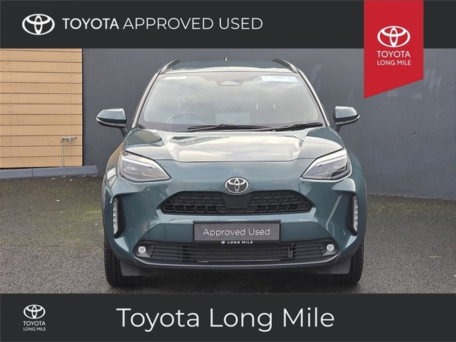 2025 Toyota Yaris Cross 1.5 Hybrid Luna Sport 5Dr €33,449