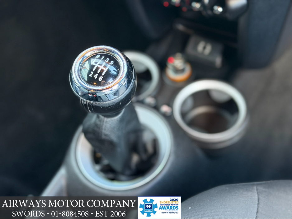 2013 MINI Hatch 1.6 D MANUAL 3DR €5,950