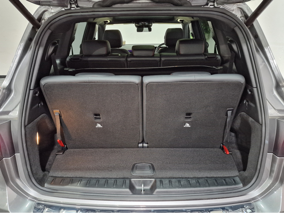 2023 Mercedes-Benz EQB 300 AMG LINE PREMIUM (PAN ROOF / 7 SEATER) 4MATIC AUTOMATIC **ONE OWNER / APPLE CARPLAY / BLIND SPOT ASSIST / ELECTRIC SUNROOF / ELECTRIC BOOTLID / REVERSE CAMERA / WIRELESS PHONE CHARGING** €39,900