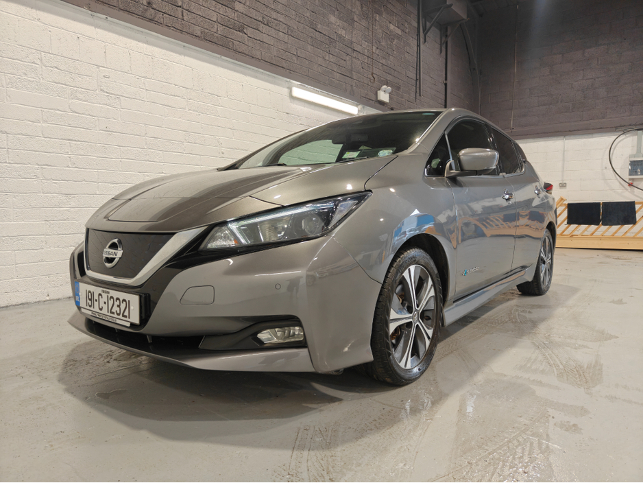2019 Nissan Leaf - image 4