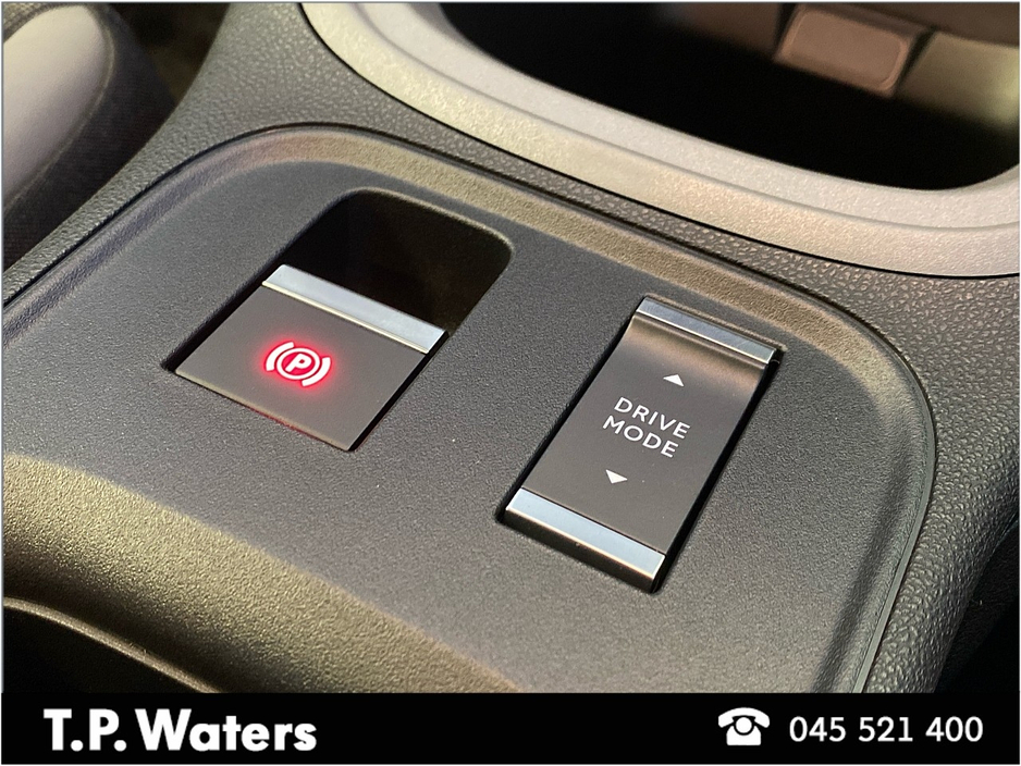 2026 Jeep Avenger - image 11