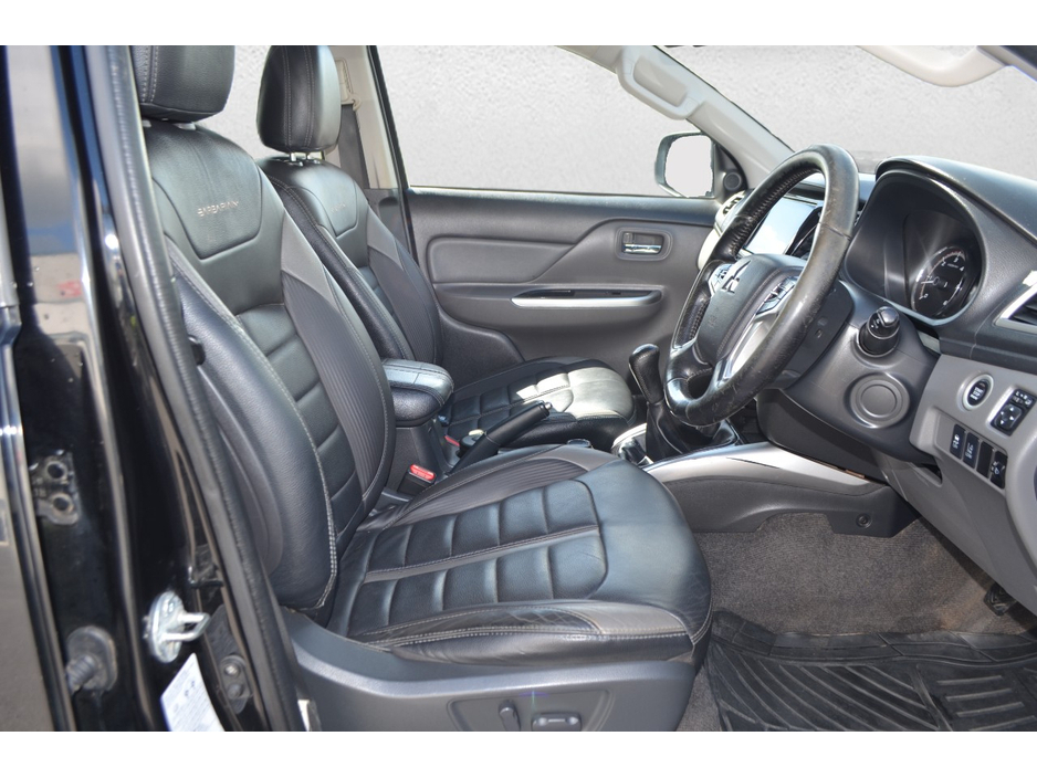 2018 Mitsubishi L200 - image 10