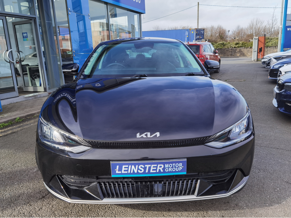 2022 Kia EV6 - image 2